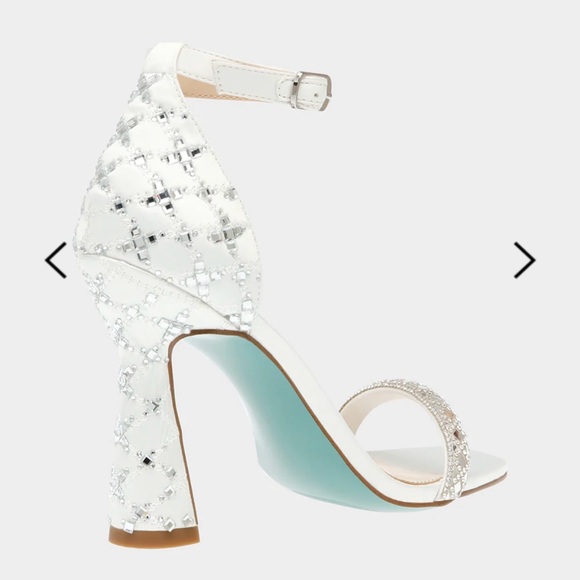 NWT Dean Heels by Betsey Johnson Originally $99, Size 8.5 - Picture 6 of 10